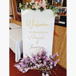 Personalized Sign with Easel Stand and Flowers 